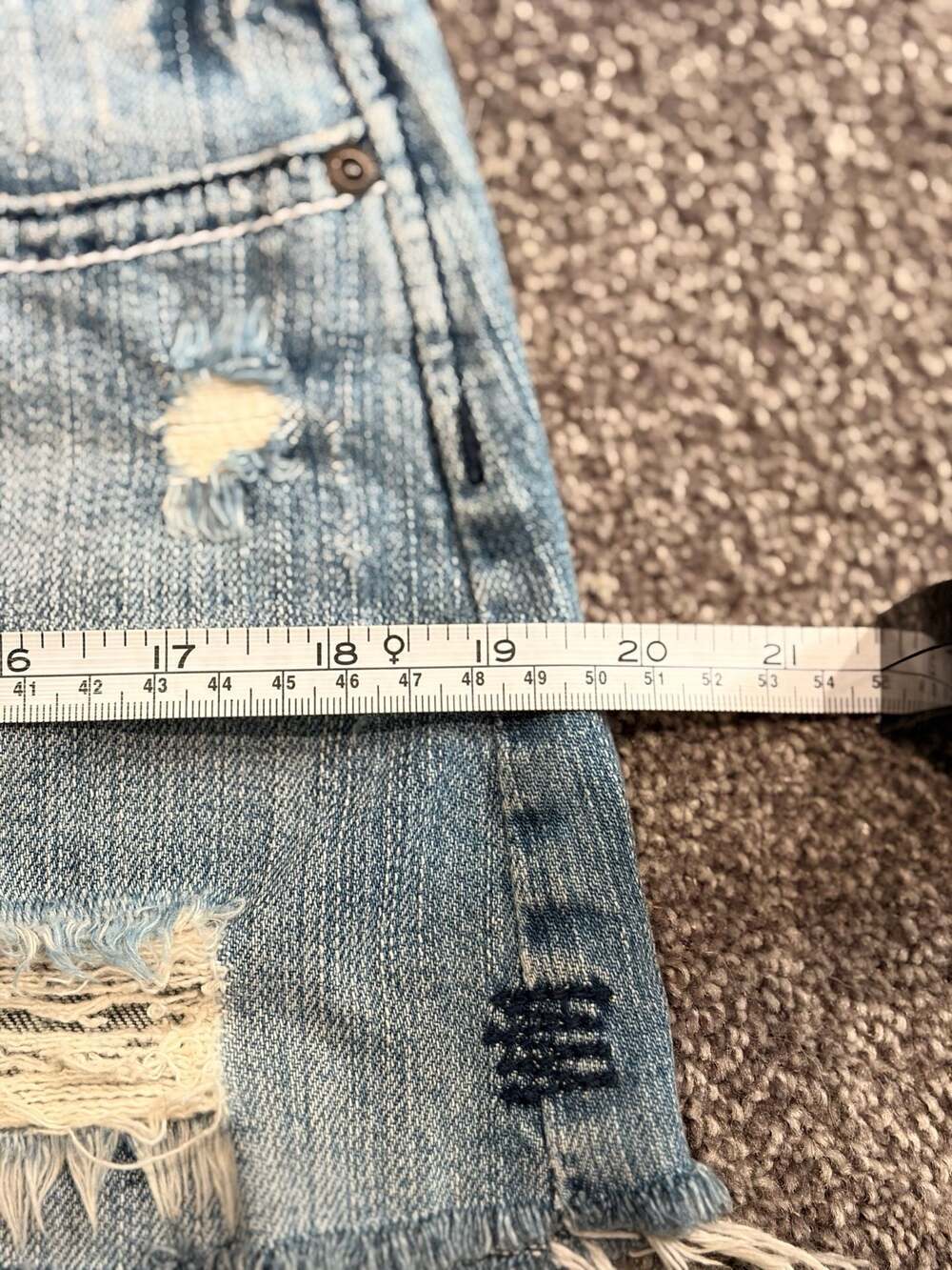 Vintage 2000s Y2K Forever 21 Distressed Denim Mini Skirt - Picture 6 of 7